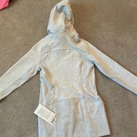 Lululemon radiant jacket Hood size 4 - Picture 2 of 3